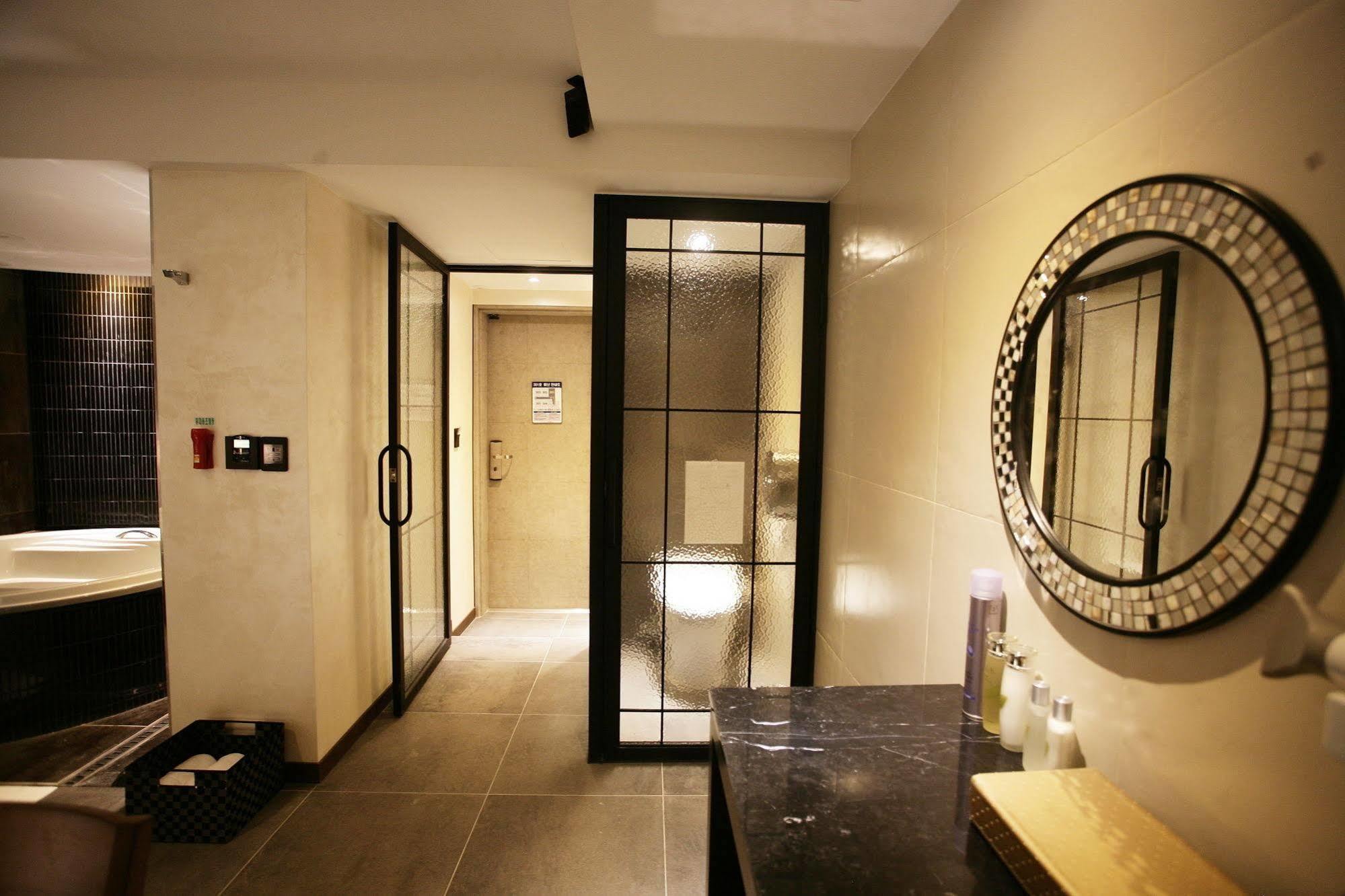 Hotel Voll Séoul Extérieur photo