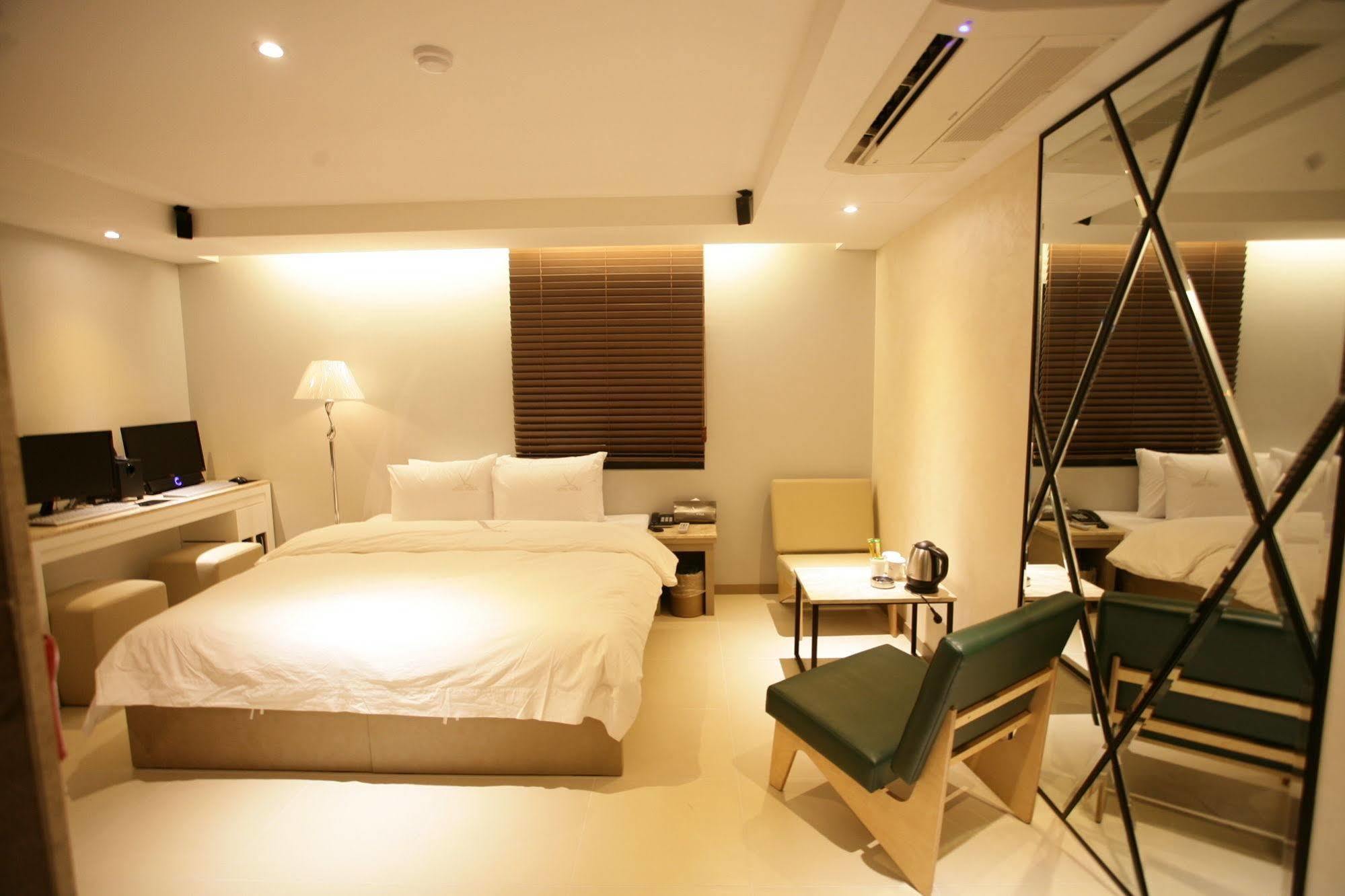 Hotel Voll Séoul Extérieur photo
