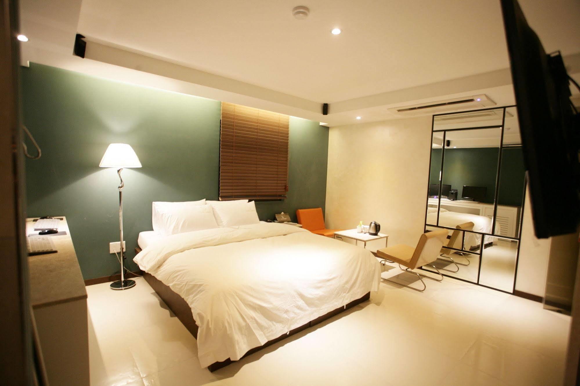 Hotel Voll Séoul Extérieur photo
